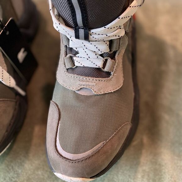 SOREL Kintec New with tags Boots - Picture 9 of 15